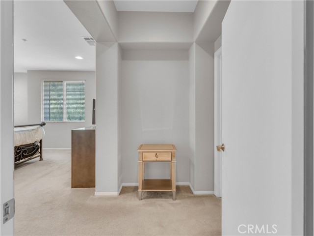 5637 Como Circle, Woodland Hills CA: https://media.crmls.org/medias/7a3eae32-e79a-46fc-8685-c1e8d3d2deaf.jpg