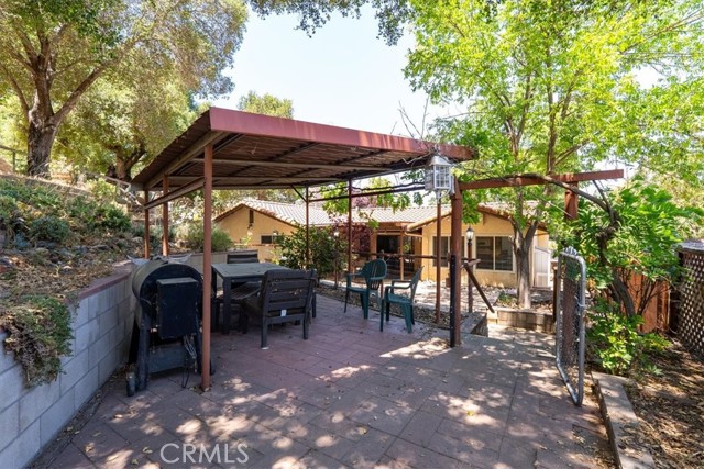 138 15th Street, Paso Robles CA: https://media.crmls.org/medias/7a3f3267-21bf-4fa0-b975-7012f3554cd2.jpg