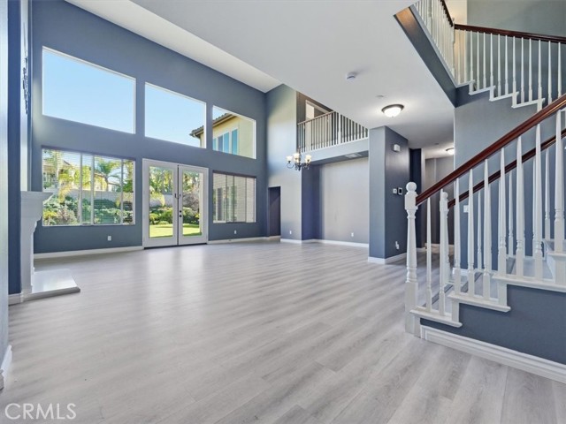 Detail Gallery Image 5 of 60 For 2947 Gilbert Ave, Corona,  CA 92881 - 6 Beds | 4/1 Baths