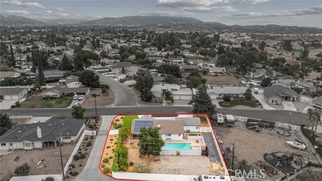 1258 Holly Lane, Calimesa CA: https://media.crmls.org/medias/7a401dd9-5215-4a99-b243-f1c29ef37dcd.jpg