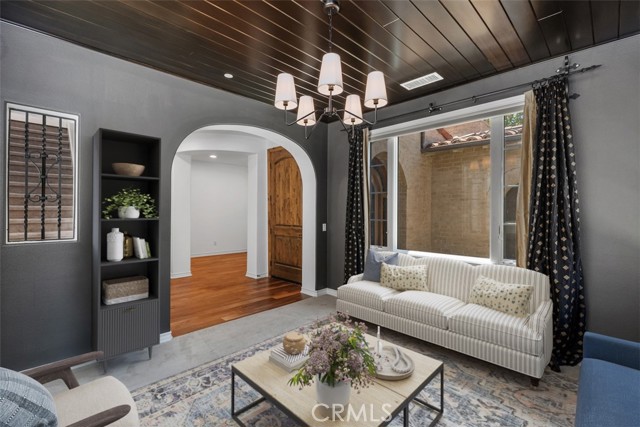 34 Tall Hedge, Irvine CA: https://media.crmls.org/medias/7a40674f-d5a8-41e0-ac50-be87180c09f9.jpg