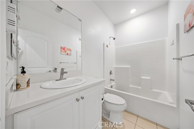 13218 Chatham Drive, Rancho Cucamonga CA: https://media.crmls.org/medias/7a4129d4-5d2f-4f52-aac6-e6253eb458f6.jpg