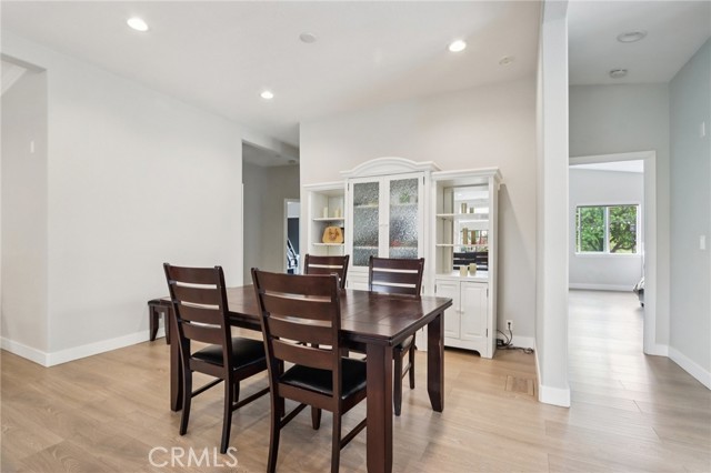 Detail Gallery Image 6 of 75 For 18320 Ingomar St, Reseda,  CA 91335 - – Beds | – Baths