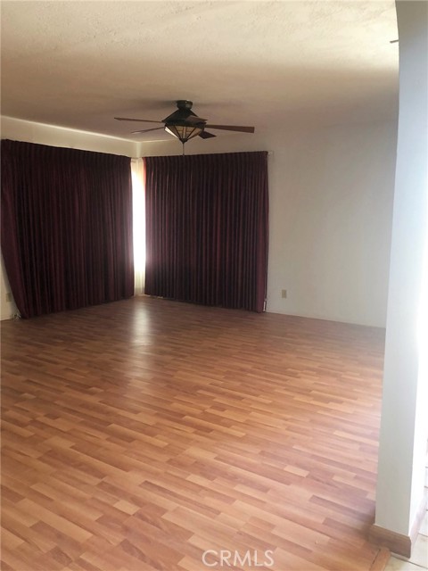 Detail Gallery Image 4 of 16 For 14524 Lighthouse Ln, Helendale,  CA 92342 - 2 Beds | 2 Baths