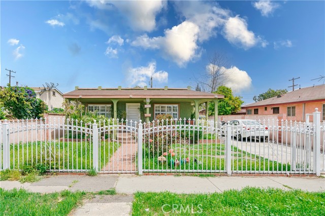 7524 Whitsett Avenue, Los Angeles, CA, 90001 7524 Whitsett Avenue, Los Angeles, CA, 90001