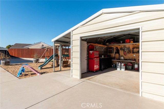 1216 Shady Glen Court, Santa Maria CA: https://media.crmls.org/medias/7a42f44d-ac2e-44e9-ae9f-2b7e19dc9505.jpg
