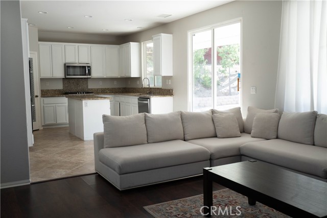 Detail Gallery Image 20 of 56 For 36719 Torrey Pines Dr., Beaumont,  CA 92223 - 4 Beds | 2/1 Baths