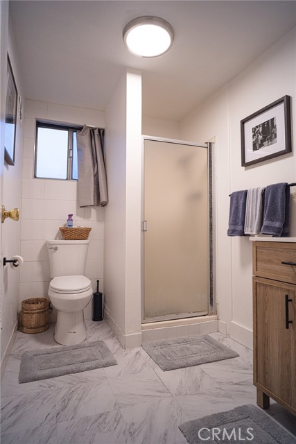 Detail Gallery Image 15 of 24 For 3728 Roderick Rd, Los Angeles,  CA 90065 - 3 Beds | 2 Baths