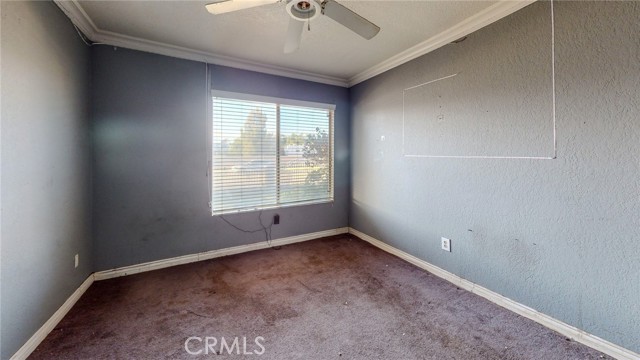 Detail Gallery Image 13 of 34 For 5270 Lucretia Ave, Jurupa Valley,  CA 91752 - 4 Beds | 2 Baths