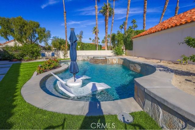 Detail Gallery Image 1 of 1 For 43750 via Palma, Palm Desert,  CA 92211 - 2 Beds | 2/1 Baths