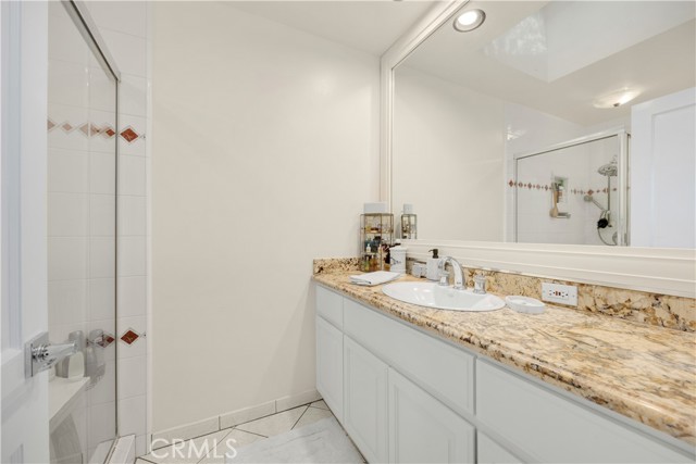 Detail Gallery Image 11 of 16 For 800 E Dorothy, Fullerton,  CA 92831 - 3 Beds | 2/1 Baths