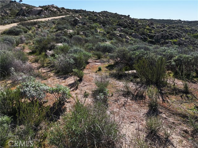 Detail Gallery Image 6 of 11 For 27 Starlight Mesa Dr, Hemet,  CA 92544 - – Beds | – Baths