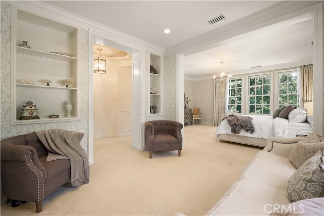 Image 18 of 50 For 755 Carriage House Drive