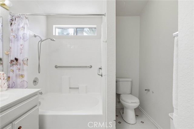 23573 Lake Valley Drive, Moreno Valley CA: https://media.crmls.org/medias/7a4721e0-4a30-4eb6-9841-9bfb9da5cad5.jpg
