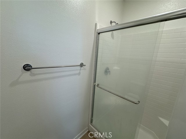 Detail Gallery Image 5 of 39 For 2243 Yuzu St, Corona,  CA 92883 - 5 Beds | 3/1 Baths