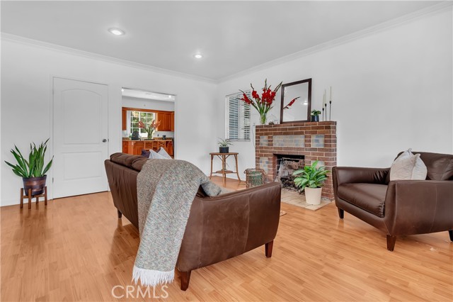 Detail Gallery Image 9 of 39 For 829 N Avenue 53, Los Angeles,  CA 90042 - 2 Beds | 2 Baths