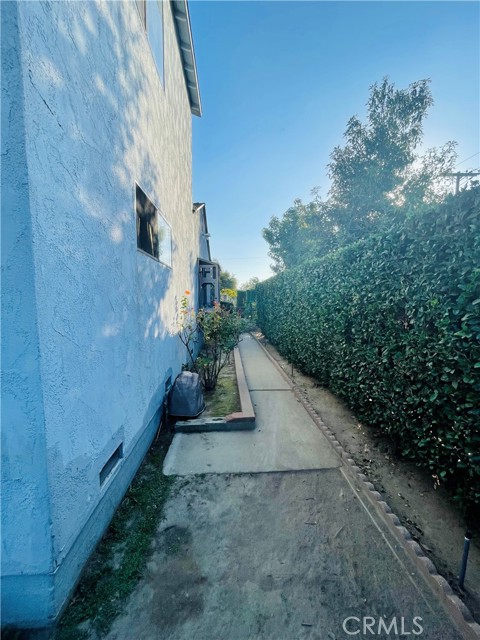 Detail Gallery Image 13 of 16 For 9603 Homebrook, Pico Rivera,  CA 90660 - 4 Beds | 2 Baths