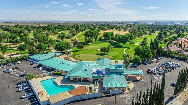 Detail Gallery Image 11 of 14 For 39937 Golfers, Palmdale,  CA 93551 - 3 Beds | 2 Baths