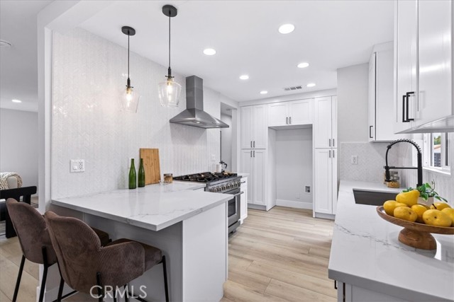 Detail Gallery Image 10 of 34 For 2622 S Bentley Ave, Los Angeles,  CA 90064 - 3 Beds | 2 Baths