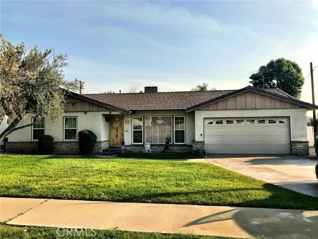 952 E Carroll Ave, Glendora, CA 91741