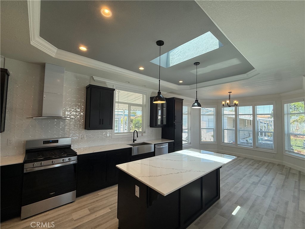 MLS #OC26160216 image #1