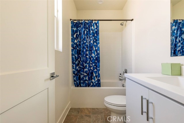 Detail Gallery Image 13 of 19 For 927 E Mason Ln #38,  Anaheim,  CA 92805 - 3 Beds | 2/1 Baths