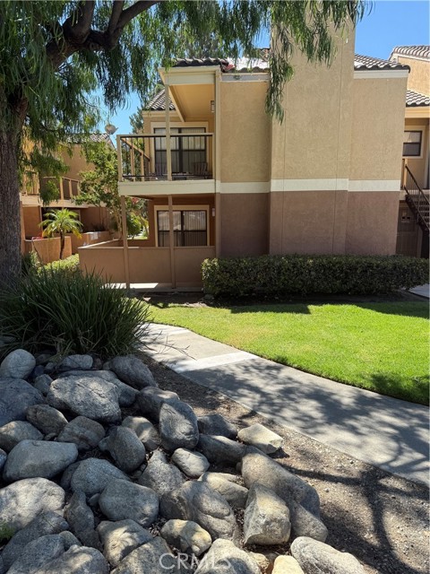 Detail Gallery Image 2 of 9 For 10655 Lemon #2401,  Rancho Cucamonga,  CA 91737 - 1 Beds | 1 Baths