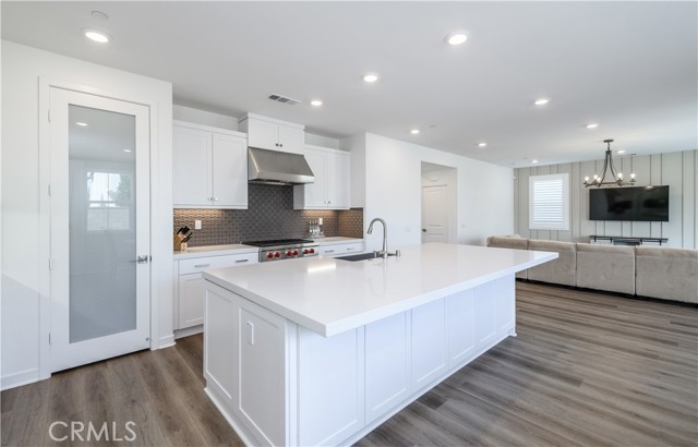 32454 Old Sage Dr, San Juan Capistrano CA: https://media.crmls.org/medias/7a4a16c0-292a-469b-ba0e-7b09aac6a373.jpg
