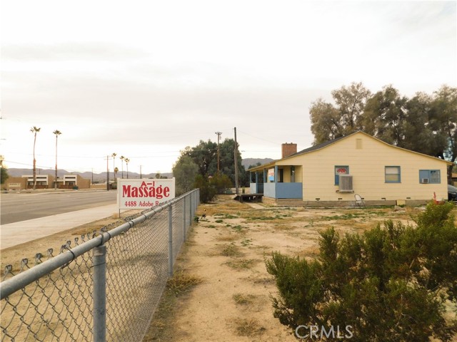 Detail Gallery Image 7 of 17 For 4488 Adobe, Twentynine Palms,  CA 92277 - 0 Beds | 1 Baths