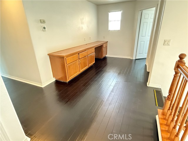 9093 Seal Beach Drive, Hesperia CA: https://media.crmls.org/medias/7a4d33cd-e48f-4d0e-af92-14fde8274f11.jpg