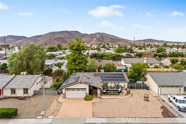 27831 Covington Way, Menifee CA: https://media.crmls.org/medias/7a4da20d-607b-4b6d-901e-d07576baaffc.jpg