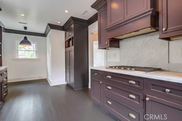 234 Ximeno Avenue, Long Beach CA: https://media.crmls.org/medias/7a4ea159-69c5-4f04-8219-c3145476fbd3.jpg