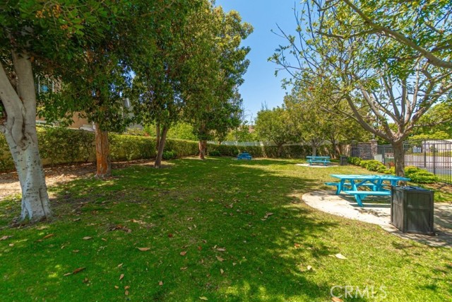Detail Gallery Image 46 of 48 For 2562 Woodbury Dr, Torrance,  CA 90503 - 3 Beds | 2/1 Baths