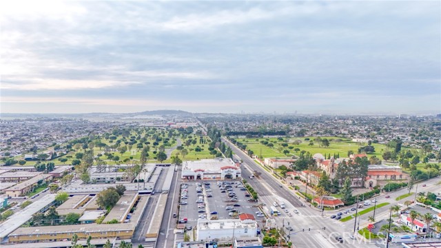 Detail Gallery Image 32 of 36 For 5018 Elderhall Ave, Lakewood,  CA 90712 - 4 Beds | 2 Baths