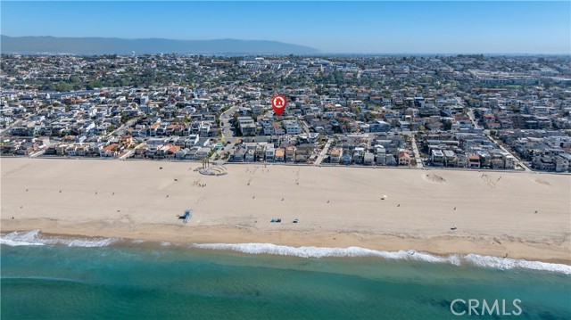 Detail Gallery Image 41 of 46 For 2125 Manhattan, Hermosa Beach,  CA 90254 - 4 Beds | 3 Baths