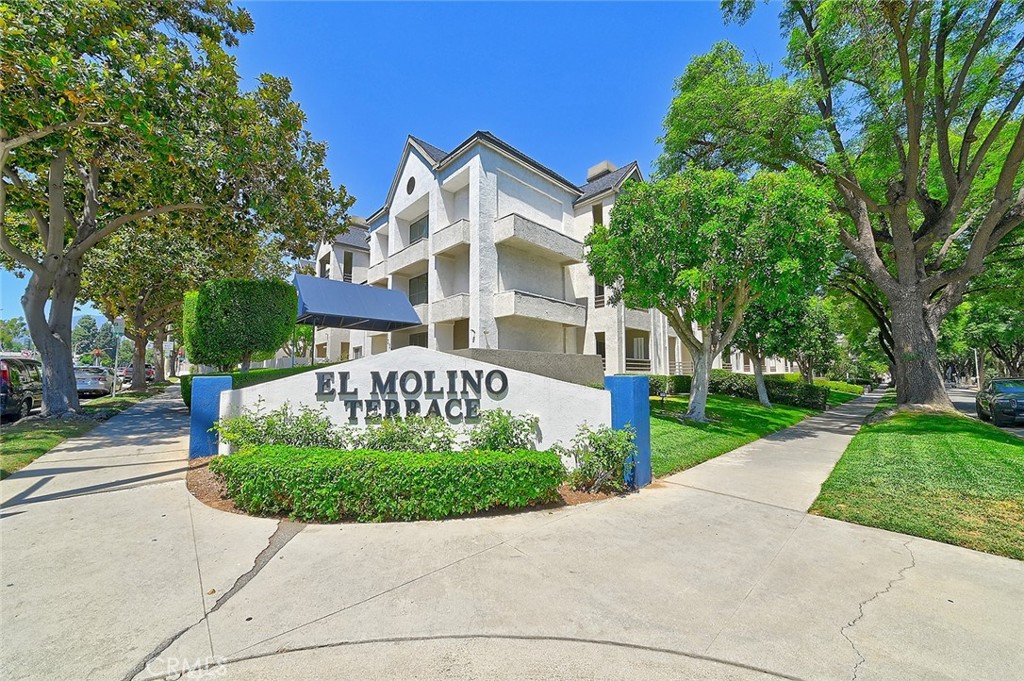 300 N El Molino Avenue N #107