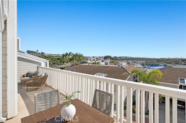 Detail Gallery Image 8 of 37 For 990 Bayside Cove #609,  Newport Beach,  CA 92660 - 3 Beds | 2 Baths