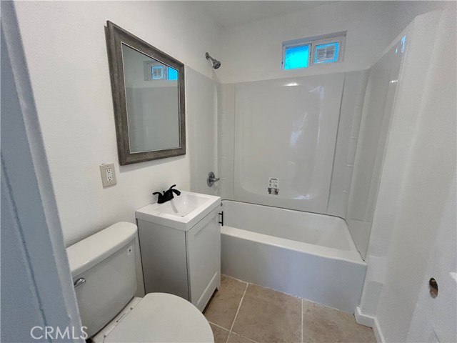 2412 Gale Avenue photo 14