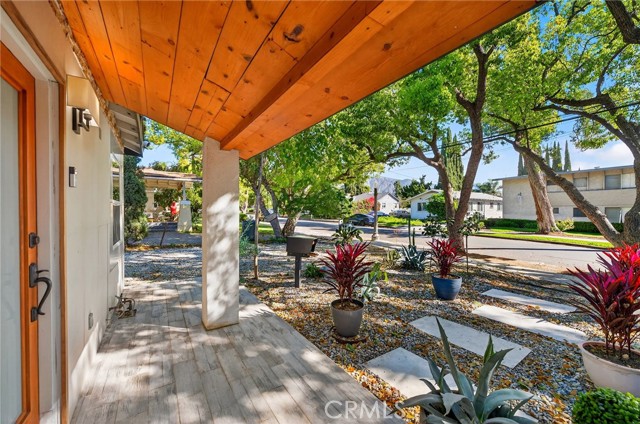 Detail Gallery Image 6 of 64 For 261 N Oak, Pasadena,  CA 91107 - – Beds | – Baths