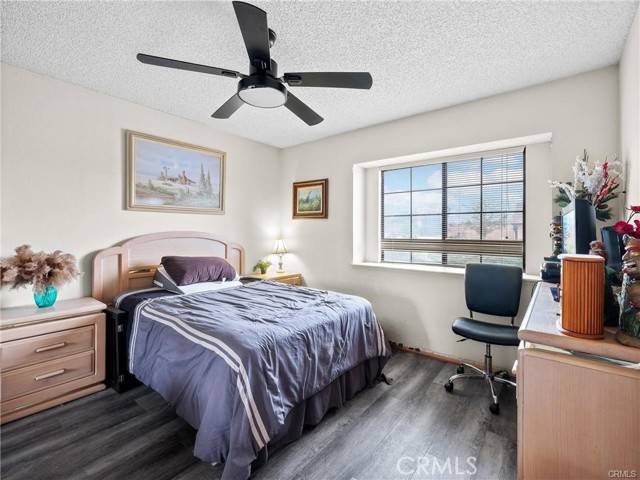 Detail Gallery Image 17 of 25 For 13612 Coachella Rd, Apple Valley,  CA 92308 - 4 Beds | 2 Baths
