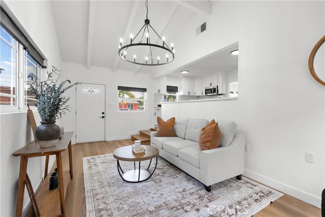 Detail Gallery Image 10 of 31 For 1639 E East Hungerford Street, Long Beach,  CA 90805 - 2 Beds | 1 Baths