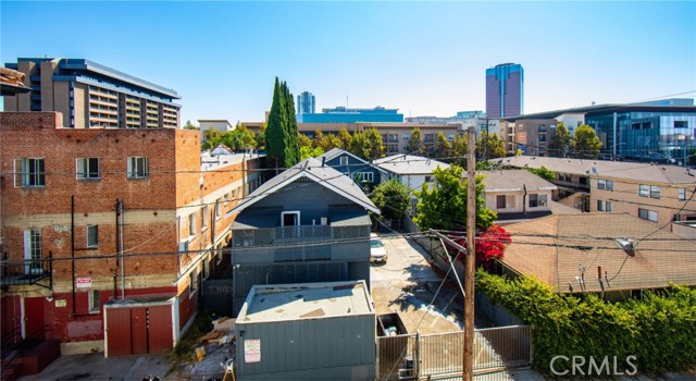 Detail Gallery Image 20 of 29 For 327 Chestnut Ave #310,  Long Beach,  CA 90802 - 1 Beds | 1 Baths