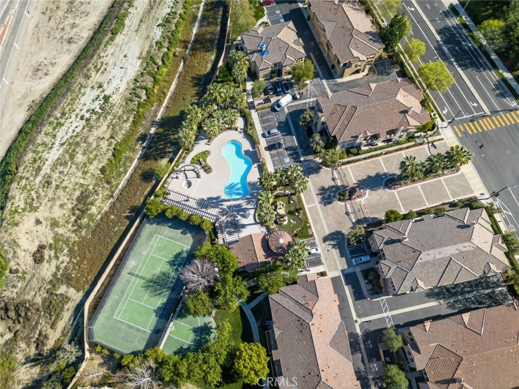 https://media.crmls.org/medias/7a529a7e-87ca-45b2-9c98-b57045e76632.jpg?preset=X-Large