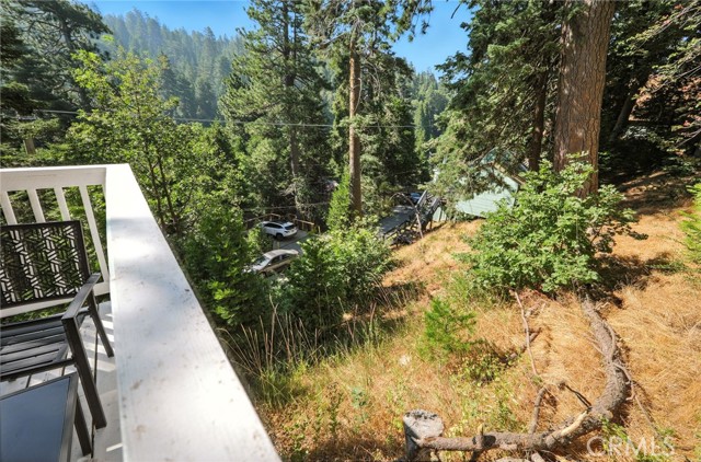 782 Virginia Court, Lake Arrowhead CA: https://media.crmls.org/medias/7a52cc3b-4792-4948-9595-449249d29afd.jpg