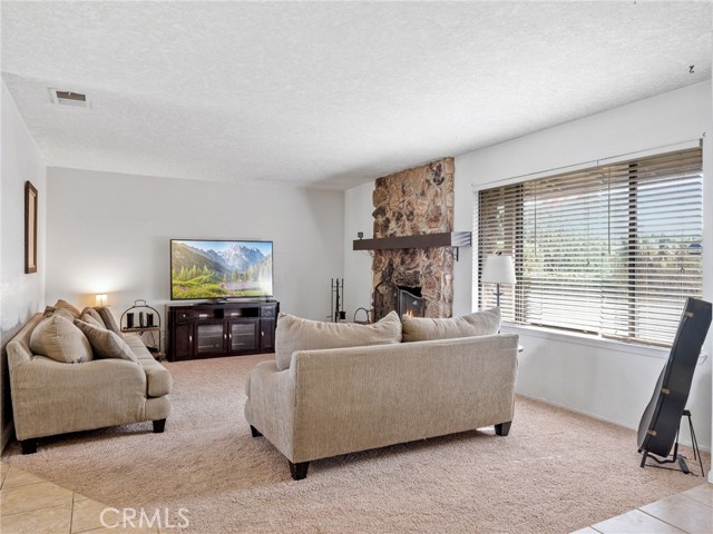 Detail Gallery Image 8 of 35 For 15476 Pahute St, Victorville,  CA 92395 - 3 Beds | 2 Baths