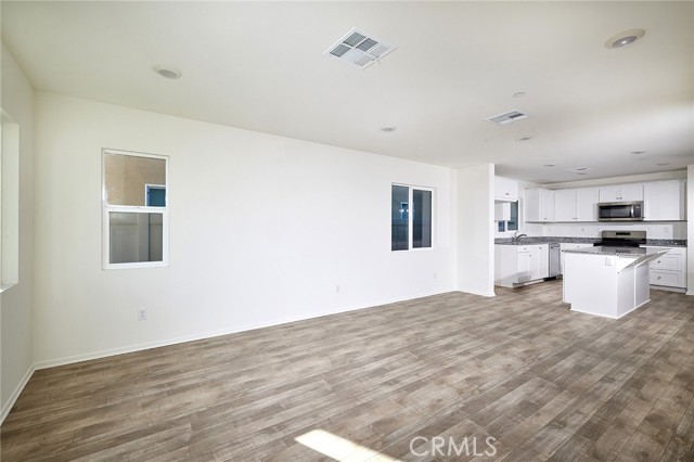 Detail Gallery Image 3 of 13 For 30843 Draco Dr, Winchester,  CA 92596 - 3 Beds | 2 Baths