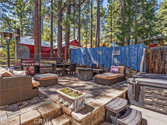 Detail Gallery Image 11 of 54 For 40155 Mahanoy, Big Bear Lake,  CA 92315 - 2 Beds | 1 Baths