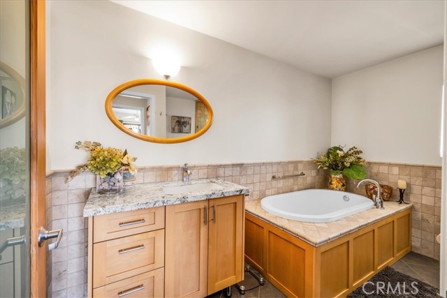 Detail Gallery Image 14 of 47 For 7880 Wesley Rd, Joshua Tree,  CA 92252 - 3 Beds | 2/1 Baths