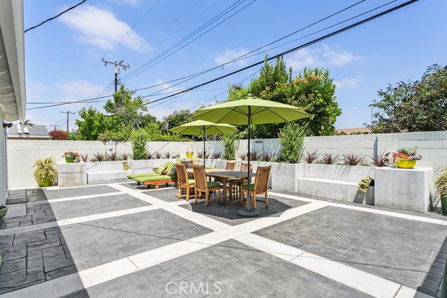 300 Bucknell Road, Costa Mesa CA: https://media.crmls.org/medias/7a546435-104e-4584-bc76-bc5230d03d97.jpg