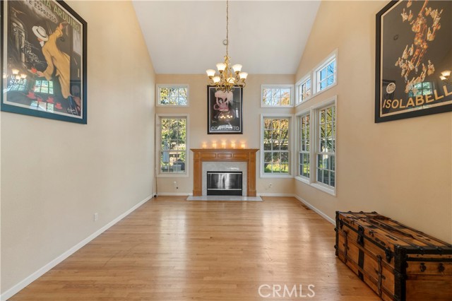 Detail Gallery Image 16 of 47 For 1811 Maiden Ln, Petaluma,  CA 94954 - 5 Beds | 3 Baths